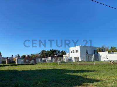 Terreno en venta Joaquin Gorina - Barrio Los Enriques - 3