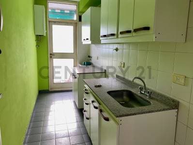 ALQUILER DE DEPARTAMANTO DE 2 AMBIENTES CON COCHERA-AVELLANEDA - Principal