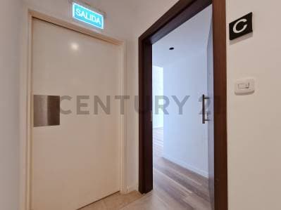 Departamento en venta de un dormitorio con cochera - 2