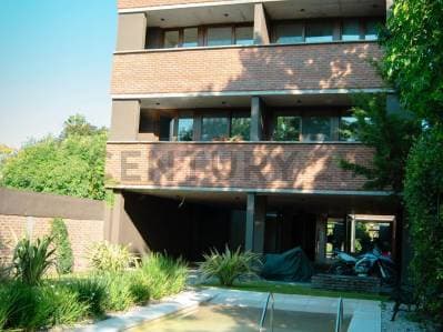 Departamento en venta en Gonnet. - 2