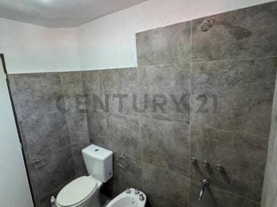 VENTA DEPARTAMENTO, UN DORMITORIO, CARLOS PAZ! CON COCHERA Y ESCRITURA! - 4