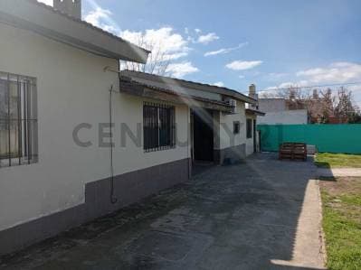 CASA EN VENTA MULTIFAMILIAR 3 VIVIENDAS BENAVIDEZ - 4