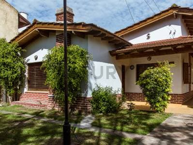 Casa a la venta en Villa Elisa - Principal
