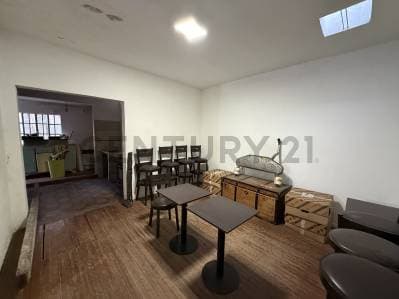 Venta Casa 4 ambientes - 4