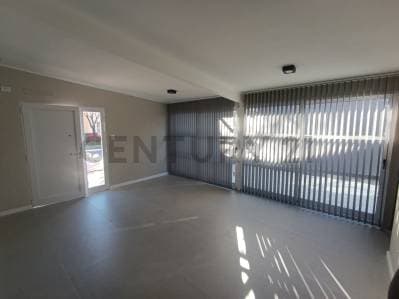 SE VENDE PH MODERNO EN BARRIO SAN MARTÍN CON TODOS LOS SERVICIOS - 3