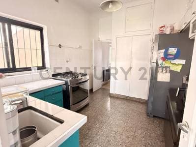 Casa en Venta de 2 dormitorios, tres ambientes, Tolosa, Buenos Aires. - 5