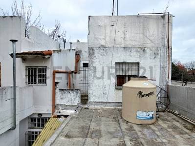 CASA A RECICLAR CON GRAN POTENCIAL – CENTRO DE MORÓN - 3