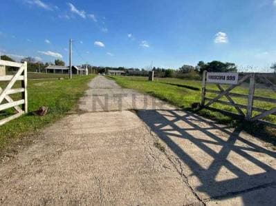 VENTA EXCELENTE LOTE EN BELEN DE ESCOBAR sobre calle Mosconi y Harrands (el mas grande del complejo) - Principal