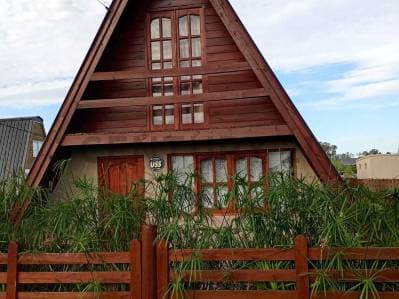 Casa Alpina de 3 ambientes en Barrio Cerrado, Harás el Terraplen - Principal