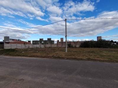 ¡LOTE EN VENTA! Barrio Terranova – Capitán Bermúdez - 2