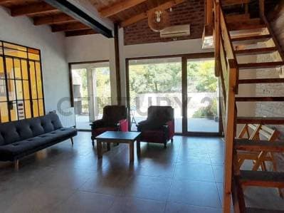 VENTA CASA 3 AMBIENTES CON PARQUE Y PISCINA NECOCHEA QUEQUEN - 4