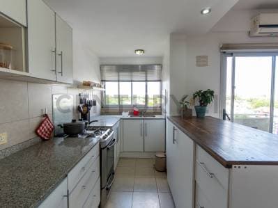 Departamento en venta en La Plata de un dormitorio con cochera y terraza - 3