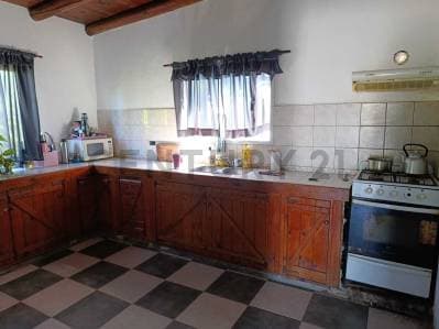 VENTA Casa en Esquina -Agua Corriente en Open Door - 5
