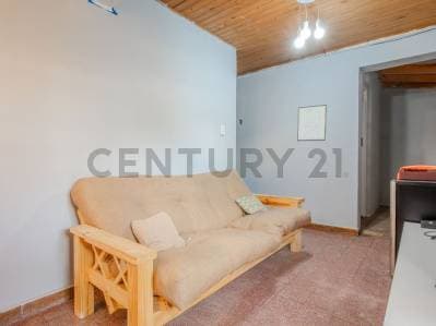 VENTA PH 5 AMB COCH Y PATIO V. SARMIENTO - PERMUTA - 5