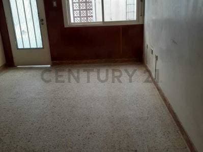Venta de PH de 2 Dormitorios con patio en La Plata - 59 e/ 23 y 24 - 4