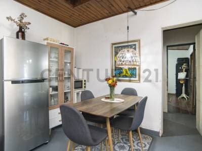 CASA EN VENTA EN LA PLATA APTO BANCO 2 DORMITORIOS PILETA VERDE - 5