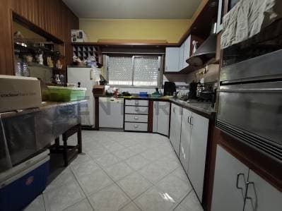 venta cas multifamiliar mas departamento de 4 ambientes en planta alta con entrada individual - 2