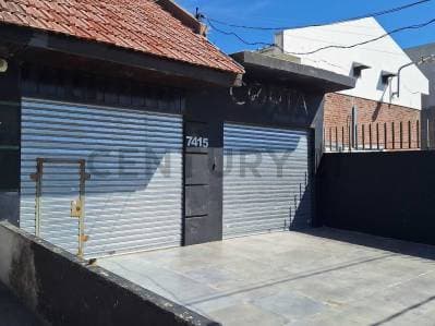 LOCAL COMERCIAL A LA VENTA, IDEAL PARA TODO TIPO DE EMPRENDIMIENTO SOBRE AV. 520 EN MELCHOR ROMERO!! - Principal