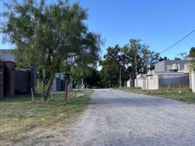 489 ENTRE 133 Y 134 Venta de Lote BARRIO ALTOS DE LACROZE GORINA - 4