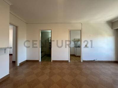 VENTA DEPARTAMENTO SOBRE AVENIDA - 4