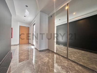 DEPTO. A ESTRENAR 2 AMBTES. CON AMENITIES MUY LUMINOSO BALCON DORMITORIO EN SUITE TOILETTE 58 m² Tot - 2