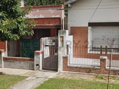 8 e/ 516 y 517 - PH EN VENTA APTO BANCO RINGUELET - Principal