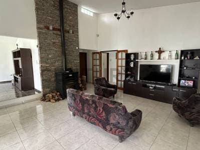 CASA EN VENTA EN LA SERRANITA - NATURALEZA Y CONFORT - 2