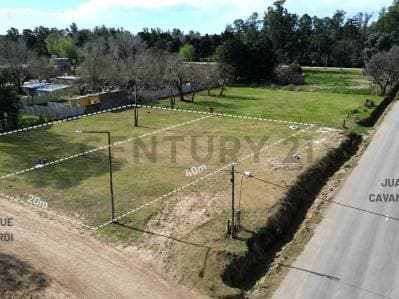 Terreno de 20x40 sobre Juan Cavanagh frente al Polo Club – VENADO TUERTO - 3