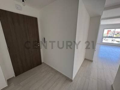 VENTA DEPARTAMENTO 2 AMBIENTES CON BALCON, CONSTITUCIÓN A ESTRENAR ENTREGA INMEDIATA!! - 3