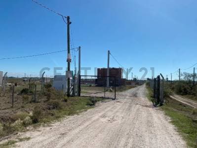 Lote doble en venta - Barrio Siempre Verde - 3