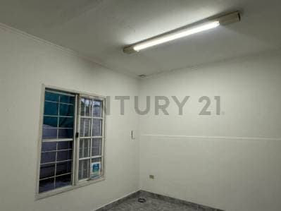 Venta de departamento de 1 dormitorio y dependencias - 5
