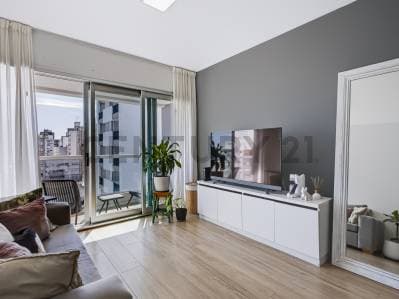 VENTA DPTO CATEG-1 DORMIT C/BALCON PASANTE- 60 e/ 10 y 11 - 5