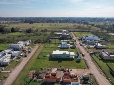Lote en venta en City Bell - 3