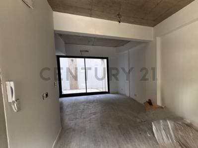 MONOAMBIENTE DIVISIBLE EN PLANTA BAJA CON PATIO - 5
