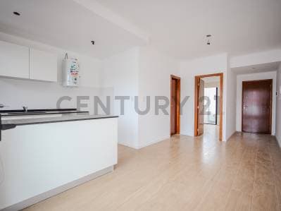 Departamento 1 dormitorio a estrenar en venta calle 15 e/ 40 y 41 con cochera cubierta - 4