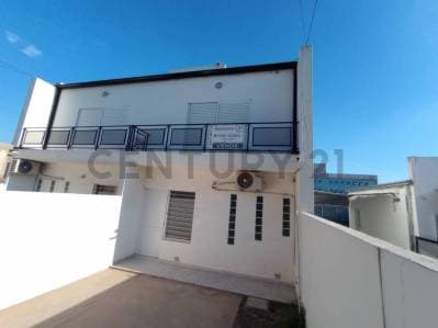 Venta duplex en Barrio Los Arces, Rafaela - Principal