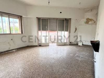 VENTA PH EN BLOQUE DE 5 AMBIENTES - 2
