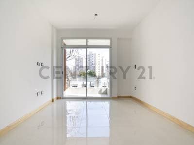 Departamento en venta de un dormitorio en La Plata - 2