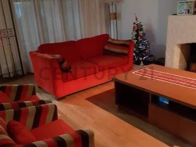 CASA EN VENTA EN LA PLATA DE 3 DORMITORIOS - 4