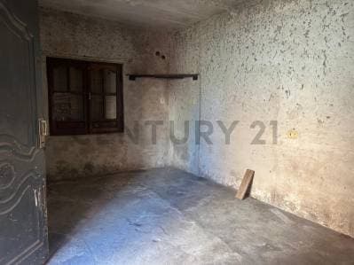 VENTA CASA A RECICLAR 1 DORMITORIO FISHERTON - 3