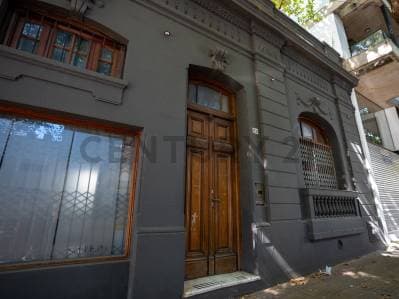 CASA EN ALQUILER en el casco de La Plata - Principal