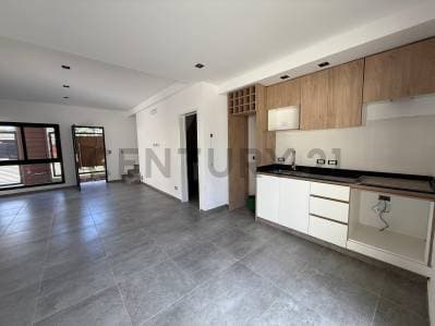 Venta PH 4 Ambientes cochera en complejo cerrado, Ituzaingo - 2