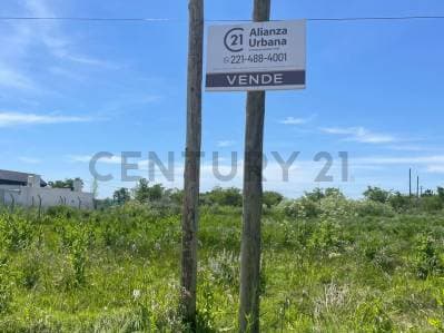 Lote en venta en Gonnet - Villa Castells - 3 y 489 Zona residencial en crecimiento - 3