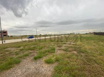 Lote en Abras de Manantiales! Lote en venta 250 m² | Apto RESIDENCIAL | - 3