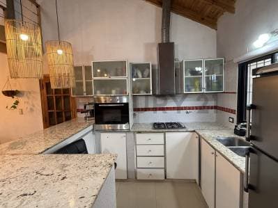 515 entre 147 y 148- CASA EN VENTA DE 4 DORMITORIOS - 3