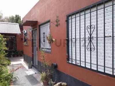 411A entre 453 y 454. Casa de 3 dormitorios en Venta en Gutierrez - Berazategui - Principal