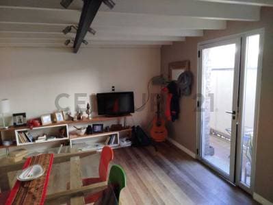 Duplex Interno 1er Piso por escalera - 4