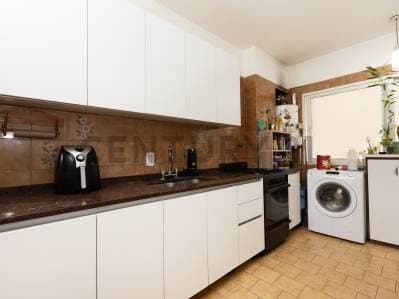 Departamento 3 ambientes con cochera en Venta al frente con balcón corrido – Sáenz Peña, Tres de Feb - Principal