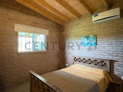 CASA EN VENTA 2 AMBIENTES LOBOS - 4
