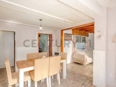 OPORTUNIDAD - Ph 3 ambientes con cochera y patio - Villa de Mayo - 2